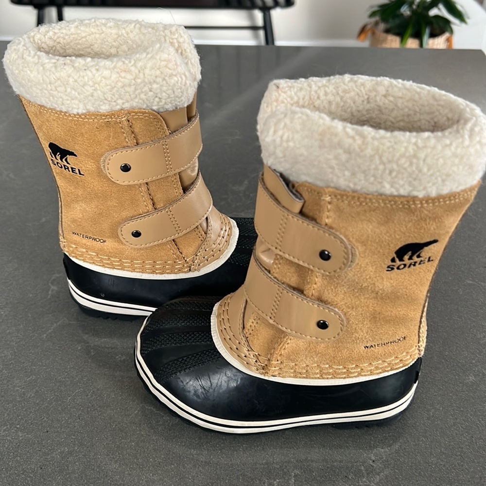 Toddler Sorel snow-boots